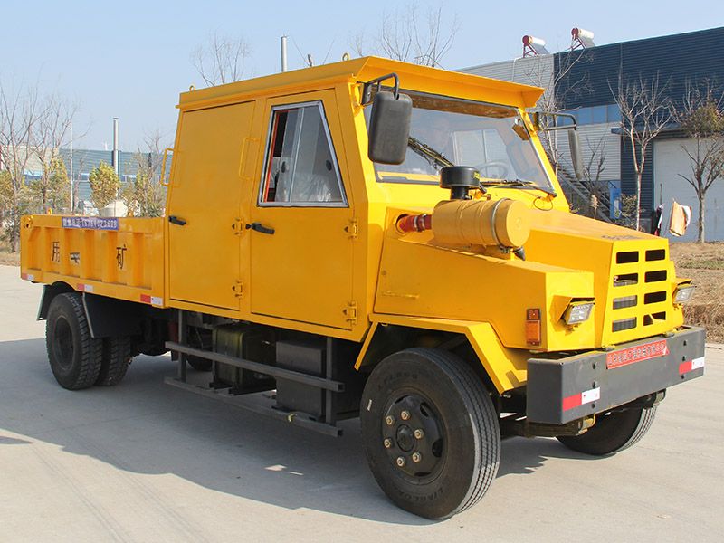 CSQ-5T礦用雙排運(yùn)輸車